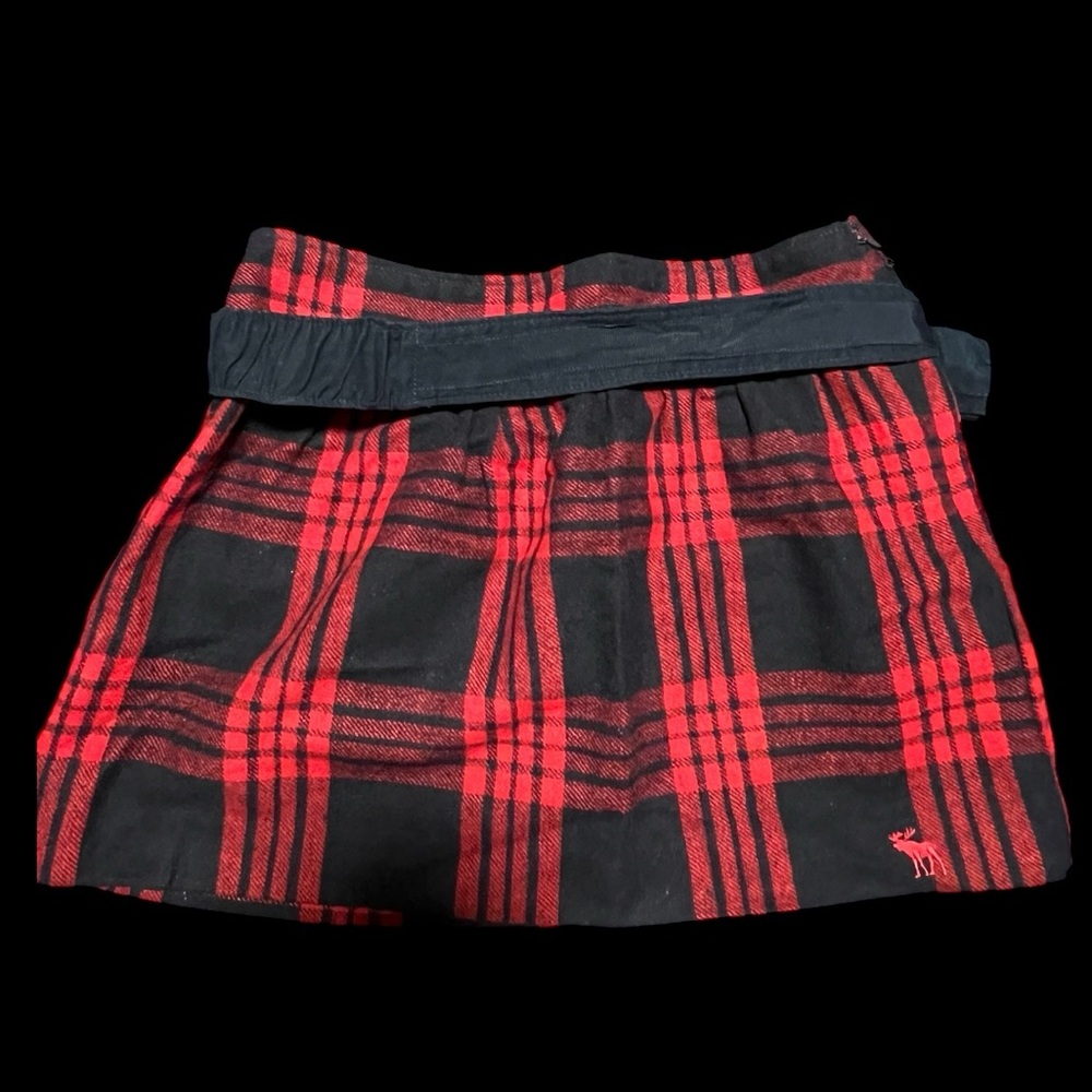 Abercrombie & Fitch Red and Black Plaid Skirt